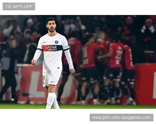 巴黎通过中前场复合跑位打出亮点,穆阿尼衔接顺畅