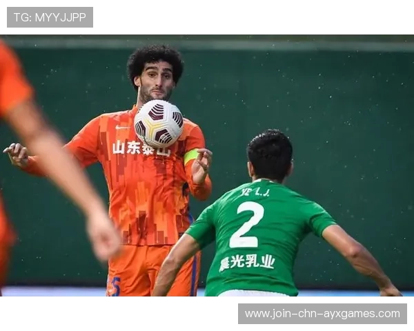 上海海港李明头球破门，徐新策动全场攻势：一次信念与协作的胜利之旅