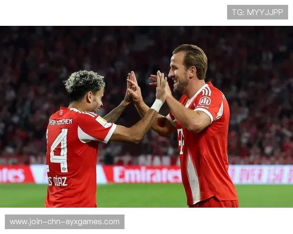 拜仁凯恩背身接球极为稳健